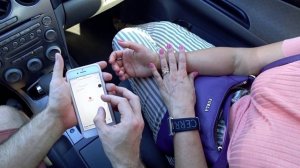 Маньяк ПОХИТИЛ школьницу. Нашли ДЕВОЧКУ в ЛЕСУ. Спасли ШКОЛЬНИЦУ от Маньяка. Школьница УШЛА из ДОМА