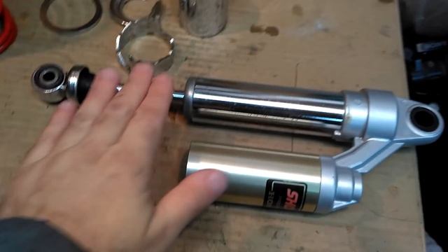 Сравнение Китайского и родного амортизаторов.mp4 смотреть онлайн