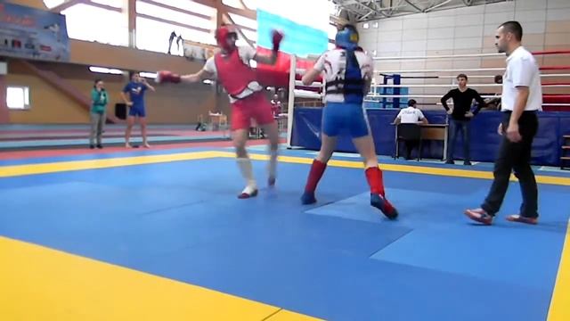 Тимур Борзенков vs Николай Карпенко смотреть онлайн