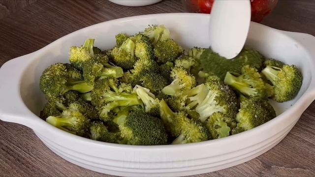 Ich habe Brokkoli noch nie so lecker gegessen. Ein gesundes und leckeres Rezept. смотреть онлайн