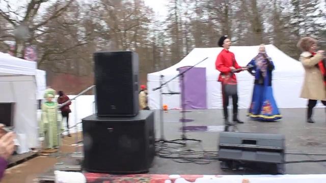 "Розпрягайте, хлопцi, конi" В Санкт-Петербурге на Масленицу. смотреть онлайн