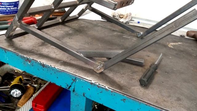 Грузовой багажник на скутер (для дальняков) смотреть онлайн