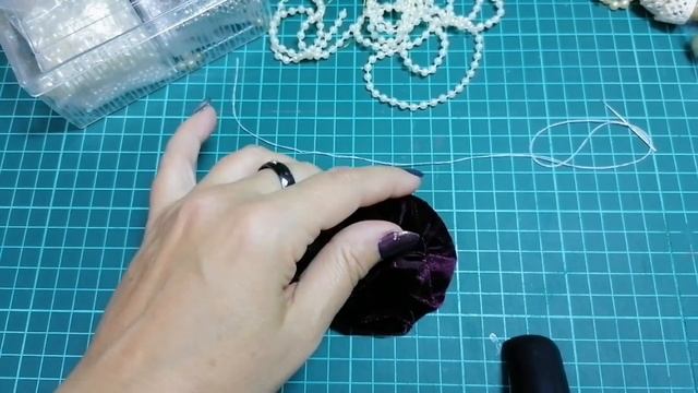 Шикарная игольница на руку.