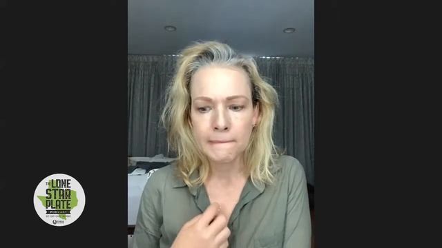 Spartacus Blood And Sand Actress Erin Cummings On Breast Cancer And Depression