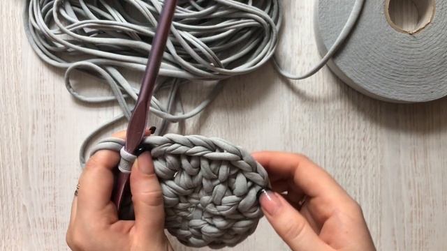 Сумка торба из трикотажной пряжи BISKVIT