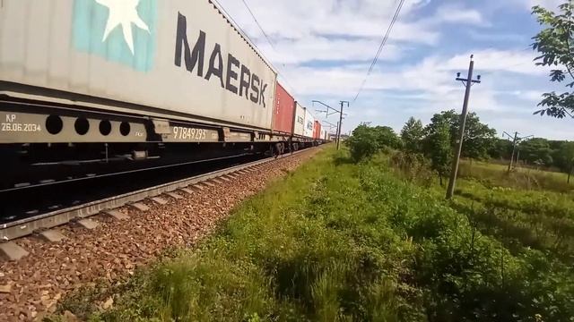 3ЭС5К-064 "Ермак" с грузовым поездом смотреть онлайн