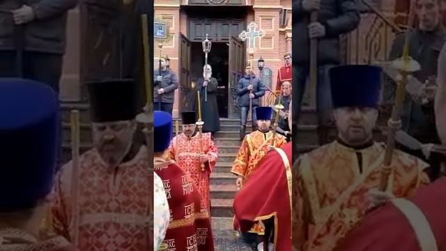 Крестный ход. Иоанно-Предтеченский монастырь. смотреть онлайн