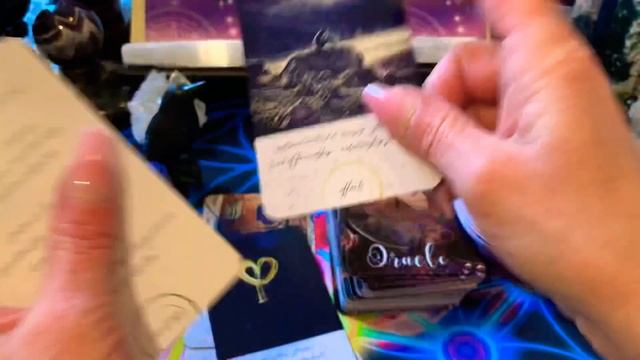 PAST LIFE ORACLES ABOUT: A REVIEW ON MY PAST LIFE ORACLE COLLECTION ON EACH DECK & WHY I LOVE THEM! смотреть онлайн