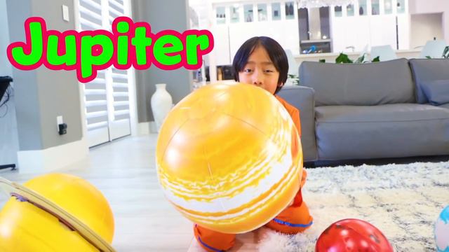 Learn about Astronauts In Space and Planets in our Solar Systems for kids! смотреть онлайн