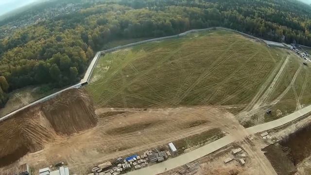 Митино О2 полёт квадрокоптера на небольшой высоте 22 09 2015 стабилизация смотреть онлайн