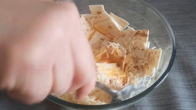 Нарежьте лаваш квадратиками и приготовьте так! Простой рецепт завтрака! смотреть онлайн