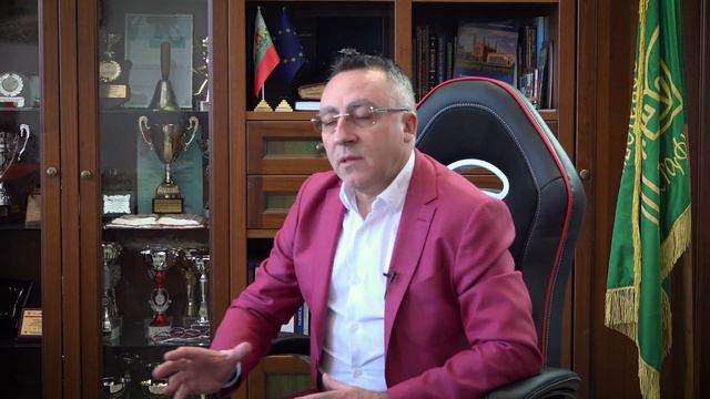 Диян Стаматов - директор на 119 СУ „Акад. М. Арнаудов“ смотреть онлайн