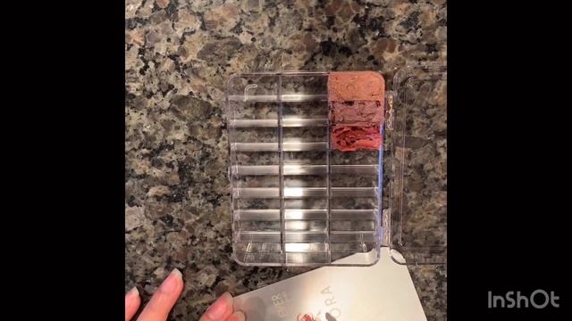 HOW TO DEPOT LIPSTICKS | Vueset Tahiti Palette смотреть онлайн
