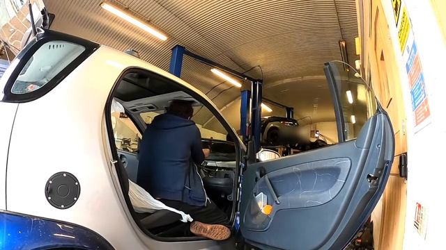 Smart ForTwo 450 Speaker Upgrade | At Smart-TECNIC смотреть онлайн