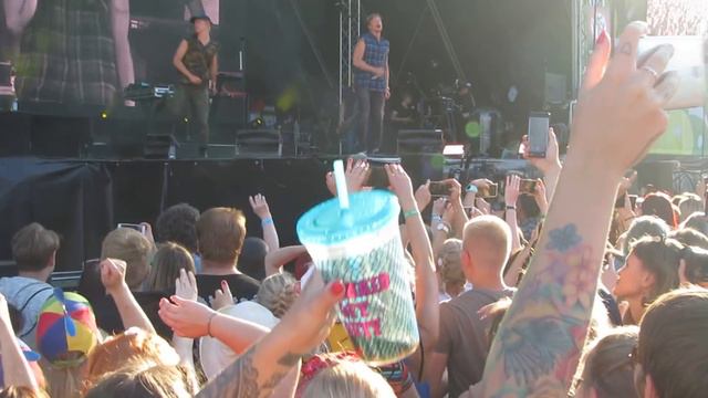 Samu Haber & Robin. Perjantai 13. Ruisrock 8.7.2018. смотреть онлайн