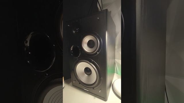 Edifier R2750DB half volume bass test смотреть онлайн