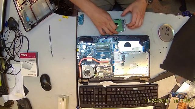 Как разобрать и поменять жесткий диск в hp 15-ay037ur смотреть онлайн