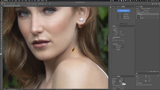 Ai vs Manual Retouching in Photoshop смотреть онлайн