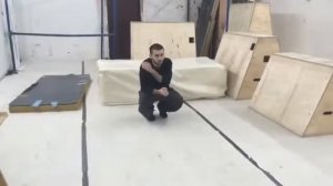 Туториал по технике выполнения паркур элемента "Ролл" в паркуре / Parkour roll tutorial