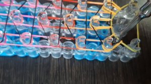 Плетение из резиночек Rainbow loom браслет для начинающих на станке!?? The Nikita looms✅