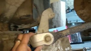 Як зняти рульову рейку VW Caddy 2004.