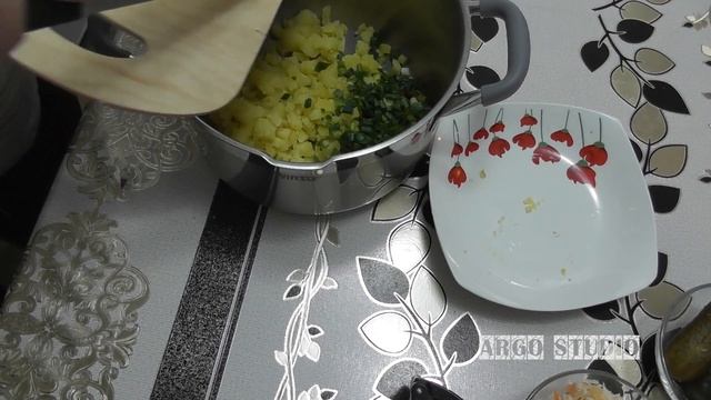 Винегрет, возможно, самый красивый и полезный овощной салат от ARGoStav Kitchen смотреть онлайн