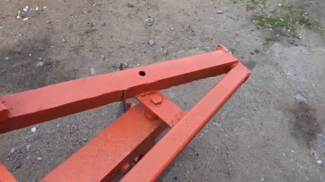 Регулировка двух корпусного плуга на одноточечной прицепной.