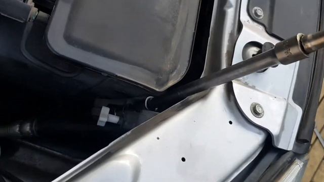 Свистит ремень генератора Lada Granta.Как подтянуть автомобильный ремень кондиционера на ладе грант смотреть онлайн