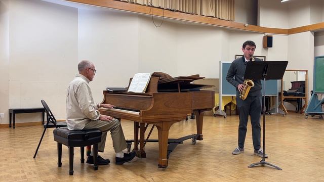 Milhaud: Scaramouche Suite for Saxophone and Orchestra смотреть онлайн