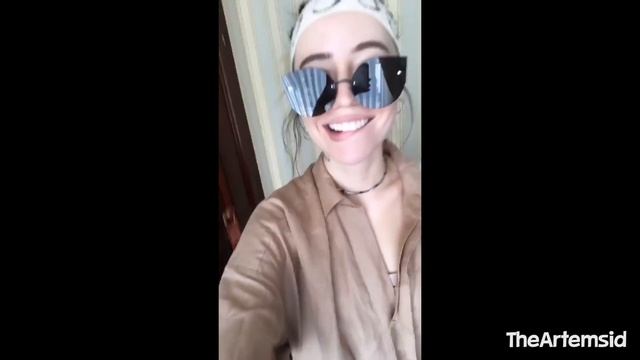 Надя брюнетка / Новый концертный наряд смотреть онлайн