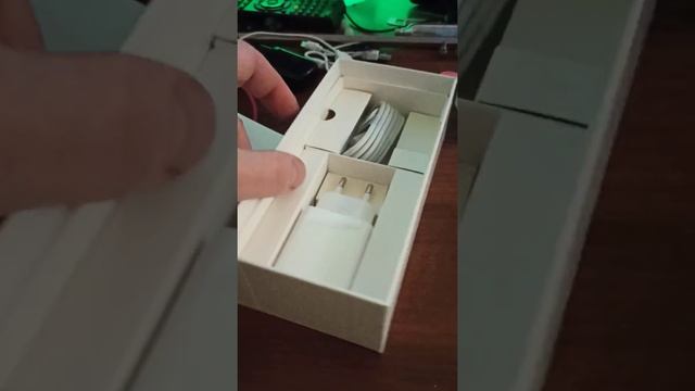 Распаковка XIAOMI REDMI NOTE 8 T смотреть онлайн