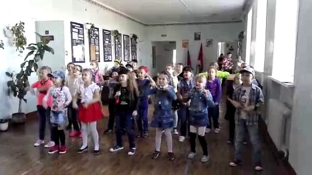 Маленькие гномики. 2 класс смотреть онлайн
