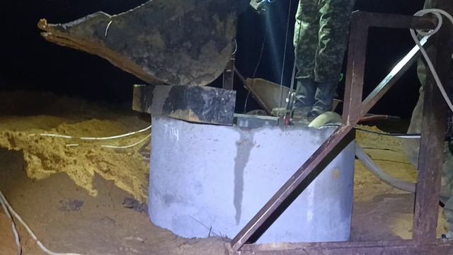 Колодец с плывуном в д.Крутцы смотреть онлайн