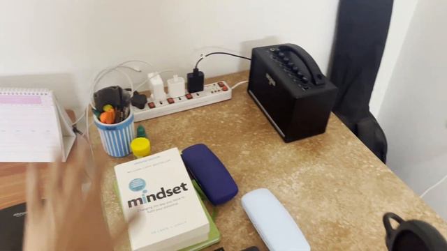 Living In A SMALL Studio Apartment As A 24yo In Bengaluru смотреть онлайн