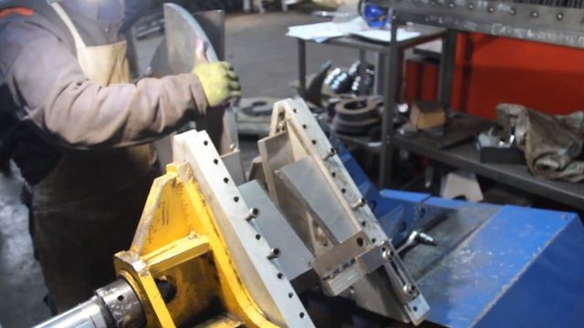 Гибка витка шнека толщиной 20 мм. Сталь 09г2с. Large Diameter Flight Forming смотреть онлайн