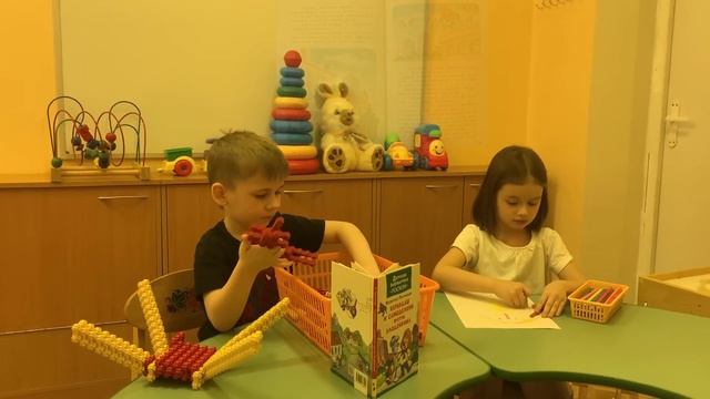 Буктрейлер воспитанников 6г Карцевой Арины, Фролова Андрея "Карандаш и Самоделкин против Злодейкина смотреть онлайн