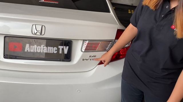 Honda Civic 1.8 I-Vtec Facelift AT 2015 With Thalia Autofame !!! смотреть онлайн