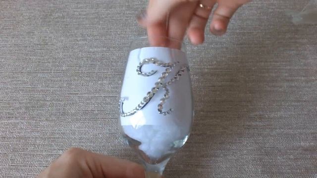Свадебные бокалы с инициалами из страз мастер класс/свадебные бокалы своими руками смотреть онлайн