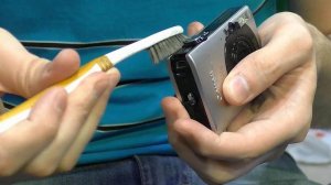 ЭЛЕМЕНТАРНОЕ. Клинит рычажок / качелька увеличения. Фотокамера Canon IXUS 85 IS