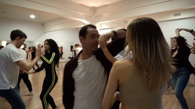 Александр Манеев. Мастер класс для преподавателей. Школа Crazy Salsa под руководством Олега и Елены смотреть онлайн
