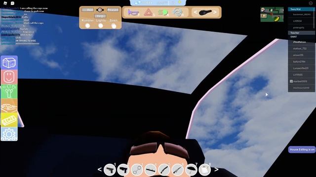 The Neighborhood of Robloxia but my kidnapper ran away смотреть онлайн