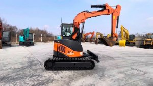Японский экскаватор HITACHI ZX55UR