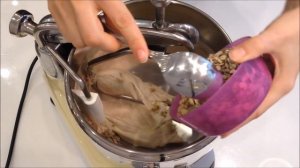 Рецепт теста на тестомесе «Хлеб с 4 злаками».  Тестомес для теста поможет в приготовлении хлеба.