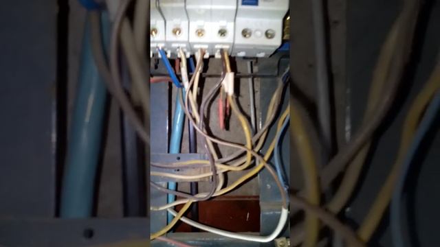 Истор. №5 (ч.3) Оголён провод 6.11.2018 смотреть онлайн