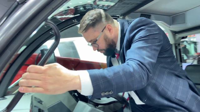 Обзор телескопического погрузчика Ростсельмаш TLH 740 смотреть онлайн