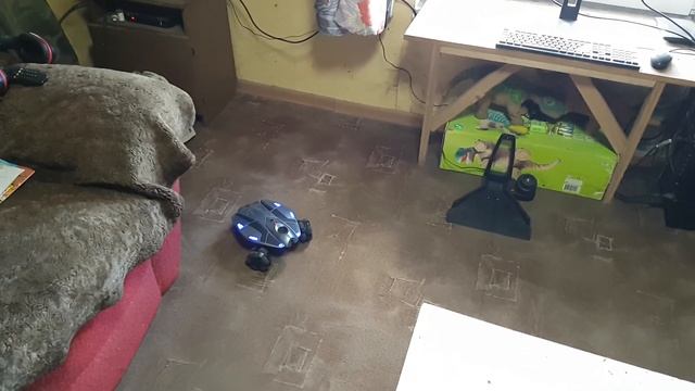 Тест драйв робота Rovio