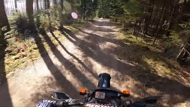 Лесная прогулка | Gopro Hero 8 hypersmooth | Honda XR 250 смотреть онлайн