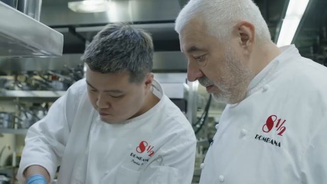 L'anatra arrosto a Hong Kong con lo chef 3 stelle Michelin Umberto Bombana e Menex Cheung смотреть онлайн
