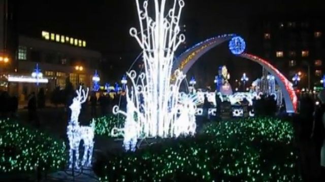 Новогодняя Привокзальная площадь. Харьков 2011-2012 смотреть онлайн