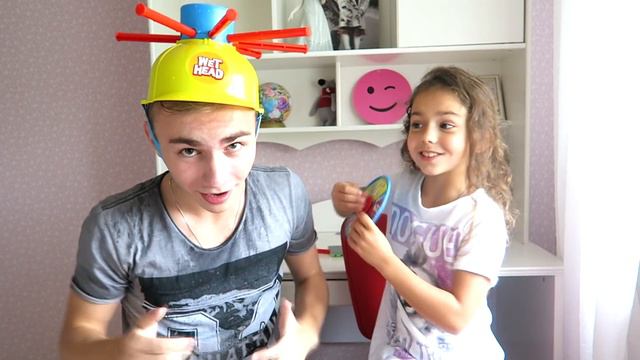 ПО МНЕ ТЕЧЁТ :DD | WET HEAD CHALLENGE (Декстер) смотреть онлайн